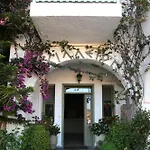 Achilleion Hotel 3*