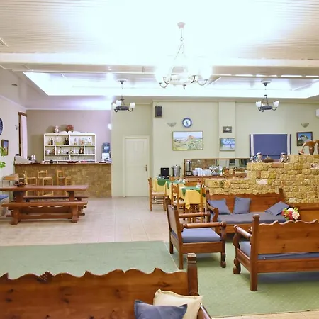 Achilleion ホテル スキロス