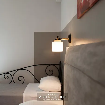 ホテル Achilleion 3*