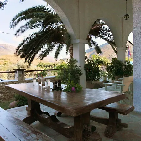 Achilleion スキロス