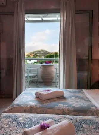 Achilleion ホテル 3*